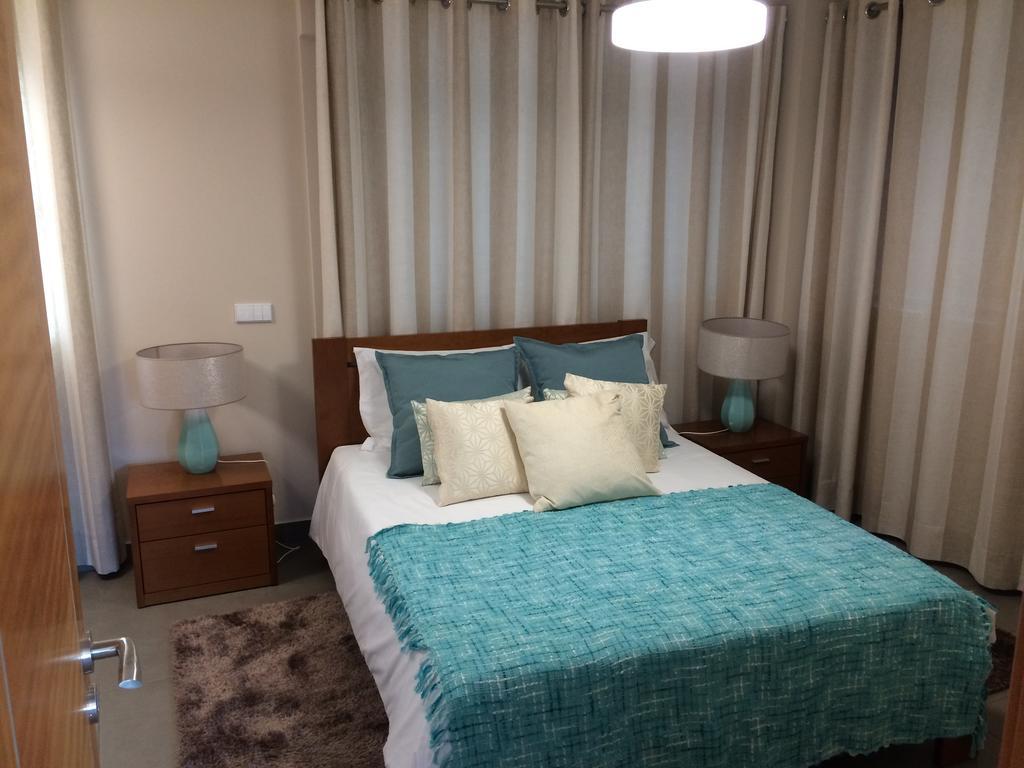 פונשל Apartamentos Sousa מראה חיצוני תמונה
