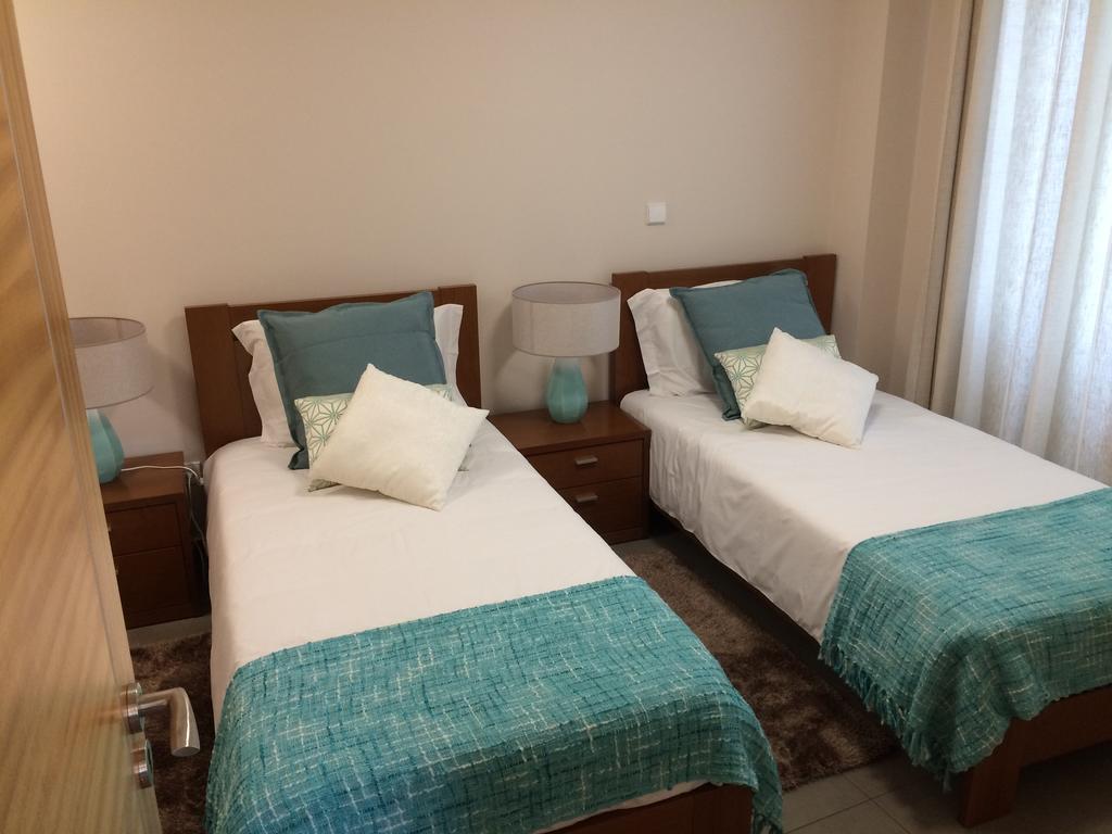 פונשל Apartamentos Sousa מראה חיצוני תמונה